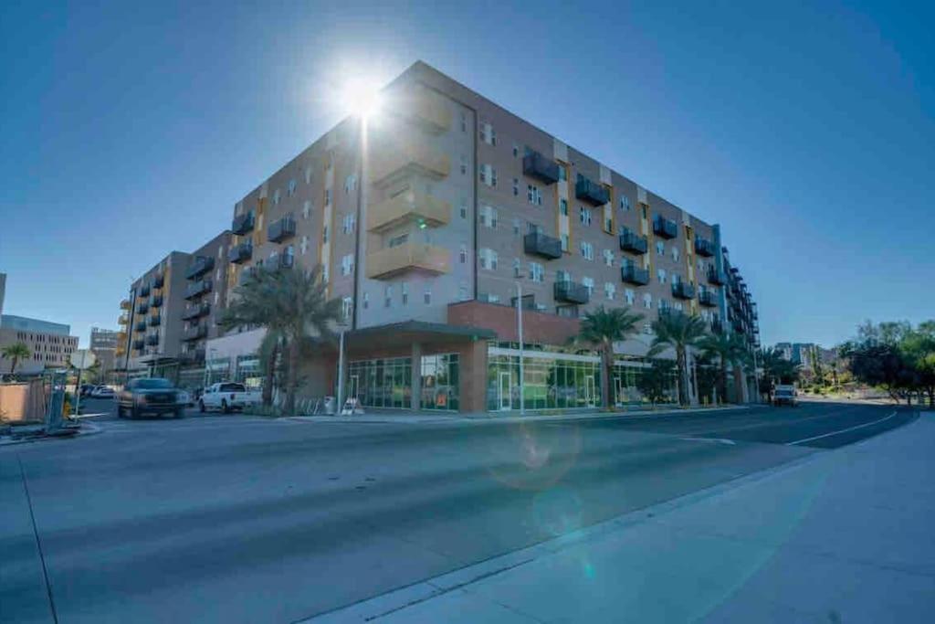 Sun Devil Studio With Rooftop Pool & Clubhouse! Tempe Exterior foto